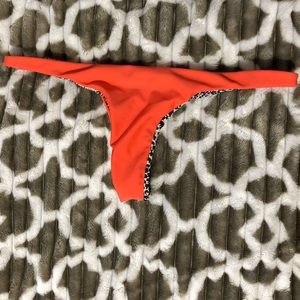 Acacia Pipeline Bottom